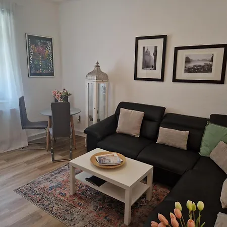 Apartment Fewo-1 Naehe Uniklinik / Messe / Rue / Baldeneysee / Folkwang Museum / Zentral / Wlan Essen